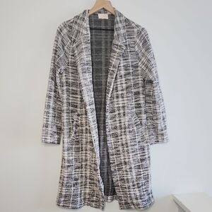 Melloday Women's Black and White Plaid Coat Size Medium